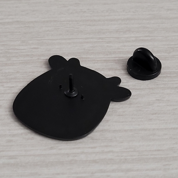 Squishmallow Conner Cow Enamel Pin - Picture 8 of 10